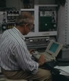 100x118 man typing in scientific laboratory